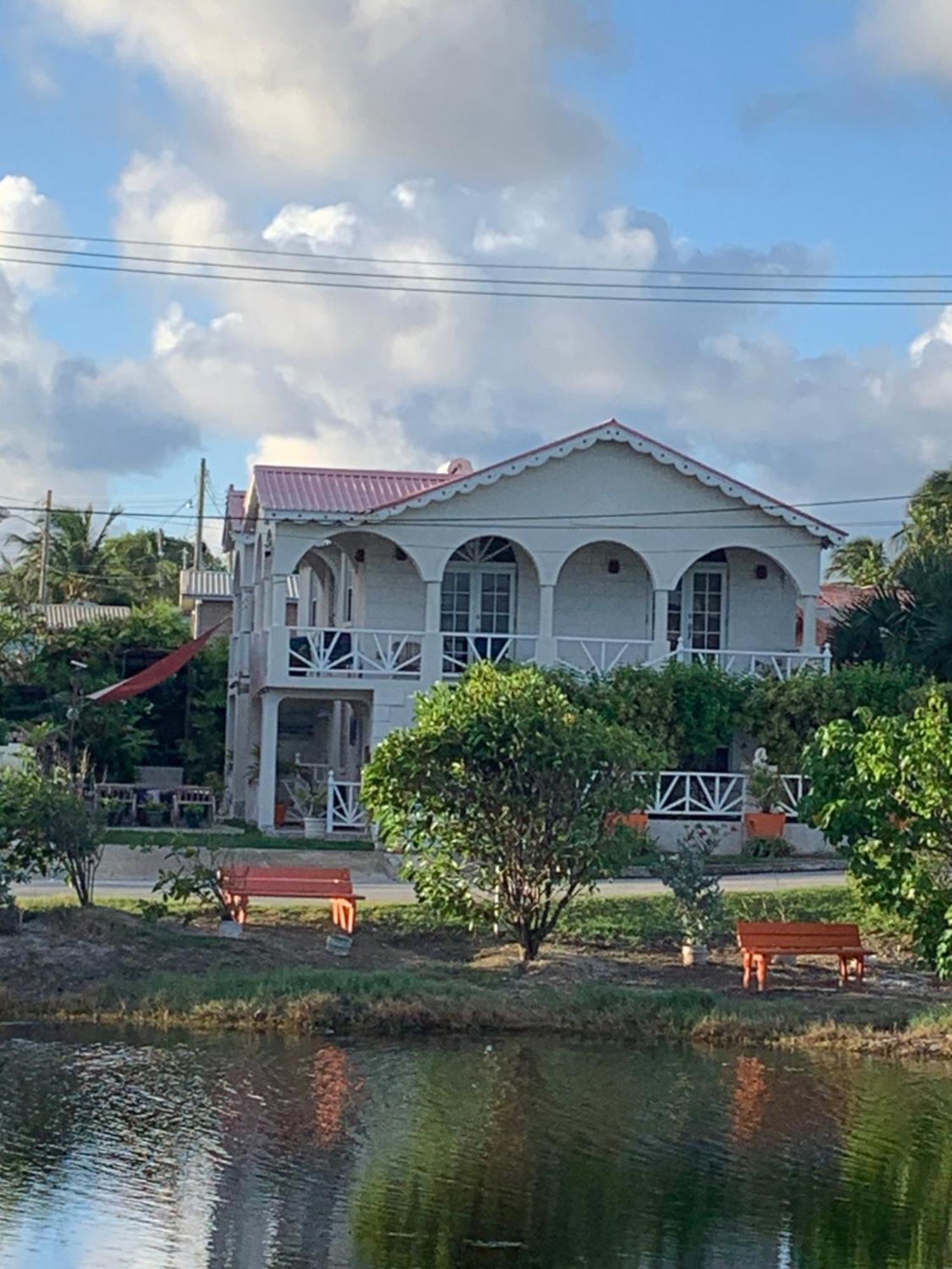 Sea Shells Villa Christ Church Exterior foto